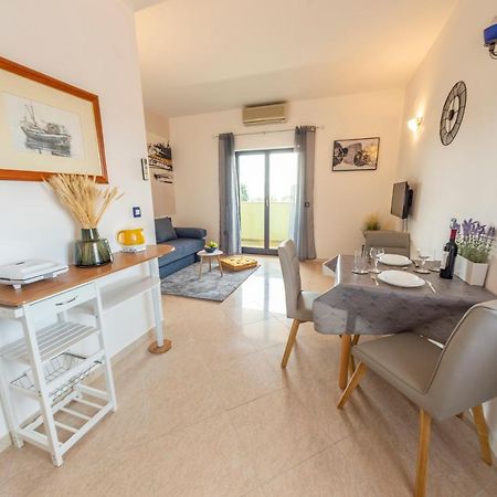 Apartments Krivicic Blue Pomer Ngoại thất bức ảnh