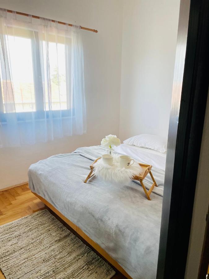 Apartments Krivicic Blue Pomer Ngoại thất bức ảnh
